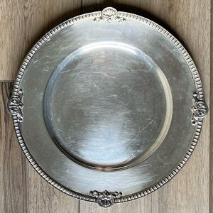 REED & BARTON EPNS 4597S Silver Plated Dinner Plate